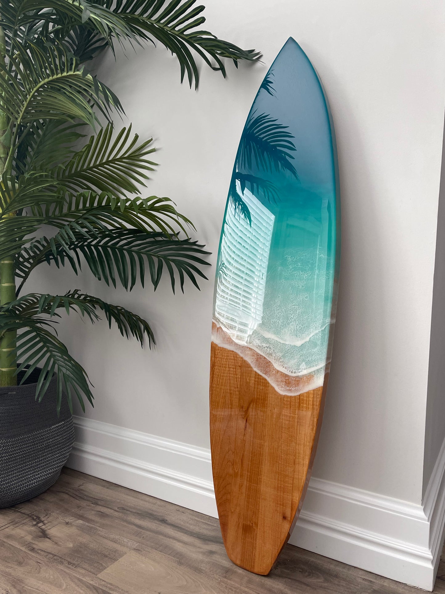 Resin Ocean Surfboard